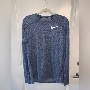 Nike long sleeve top